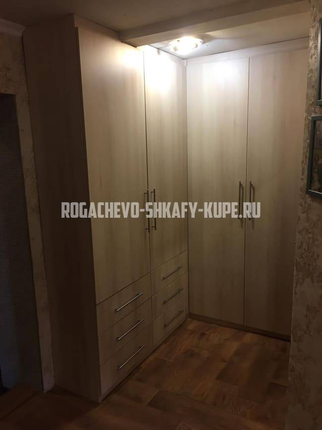 Распашные шкафы Рогачёво